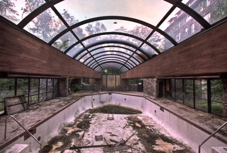 Comment automatiser l'entretien de sa piscine ?