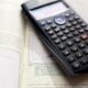 calcul de poutres : guide complet pour déterminer les efforts, les charges et les dimensions optimales afin d'assurer la stabilité et la sécurité des structures.