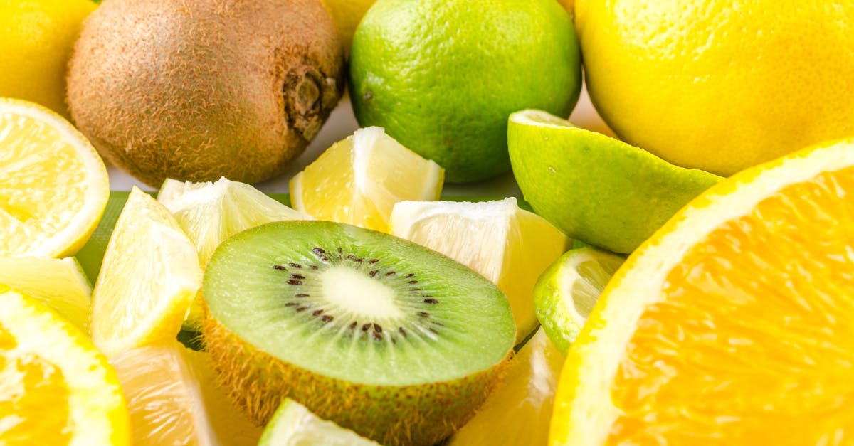 découvrez les causes et les solutions pour prévenir la détérioration des fruits et prolonger leur fraîcheur.